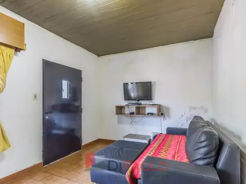 Depto Tipo Casa en Venta 40 años