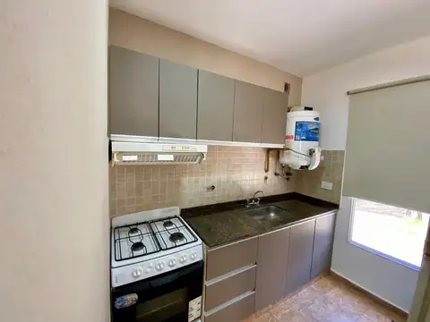 Depto Tipo Casa 3 ambientes con 2 baños