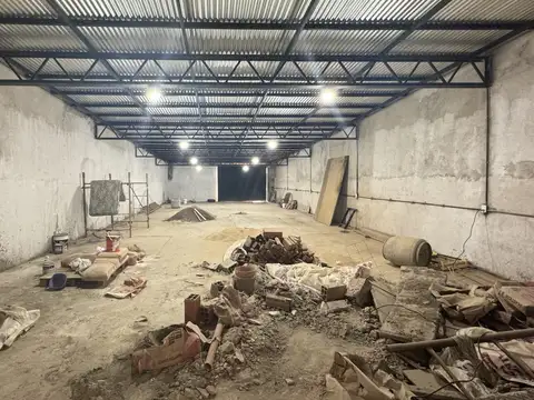 Galpon en Venta 9  mts Frente