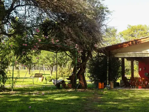 Casa 7 ambientes con 4 baños