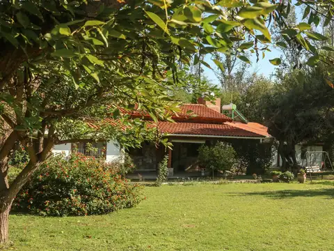 Casa en Venta en Villa De Las Rosas, USD 290.000