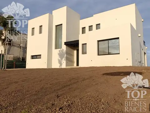 Casa  en Venta en Puertos, Escobar, G.B.A. Zona Norte