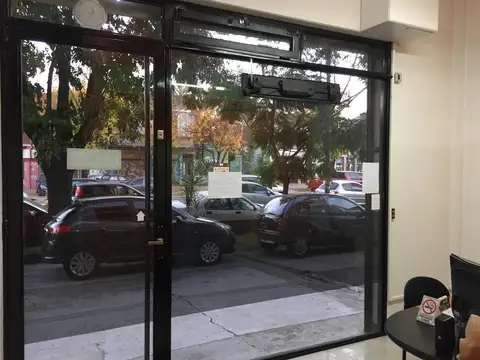 Av. Centenario al 1200