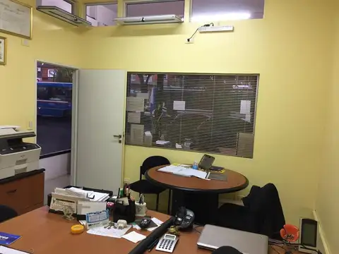 Oficina en Venta con 1 cochera