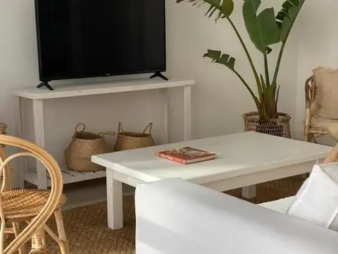 Alvarado 91, Mar Del Plata, Buenos Aires, Argentina.