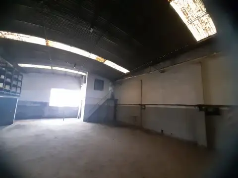 Galpon en Venta 10  mts Frente