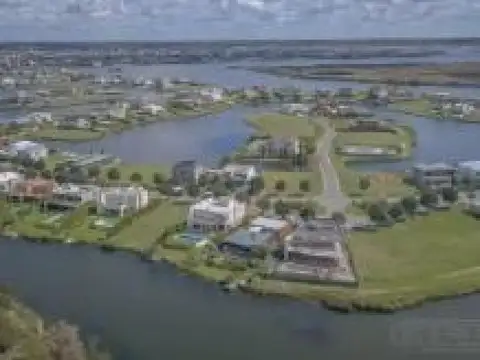 Terreno en venta - 1.055mts2 -  Escobar