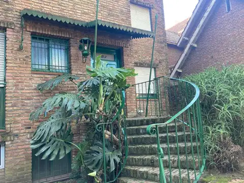 Excelente departamento 4amb c/dep  jardin y piscina