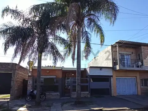 Ramon Falcon 5700, Piso 0