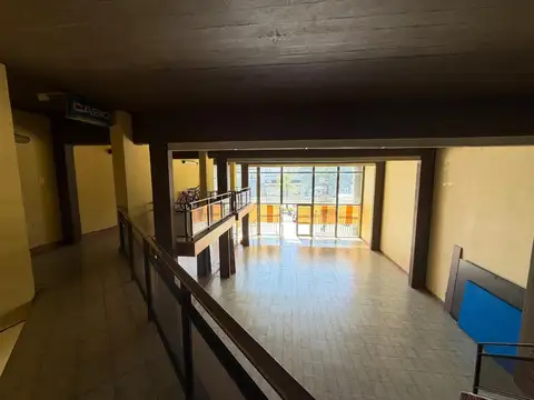 Local en Alquiler en Campana, $ 3.800.000