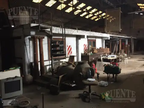 Galpon en Venta en Luis Guillon, USD 860.000