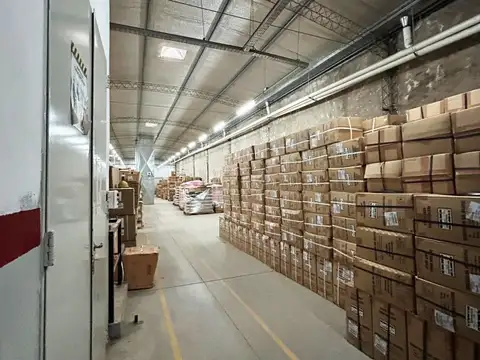 Galpon en Venta 8,66  mts Frente