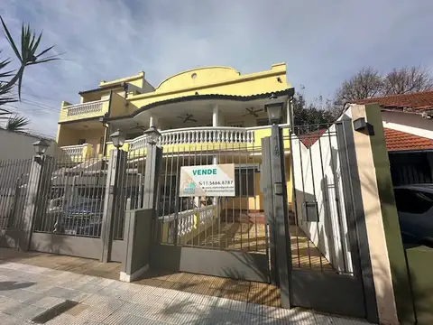 Espectacular Duplex en Venta 3 Ambientes Jardín y Quincho Munro