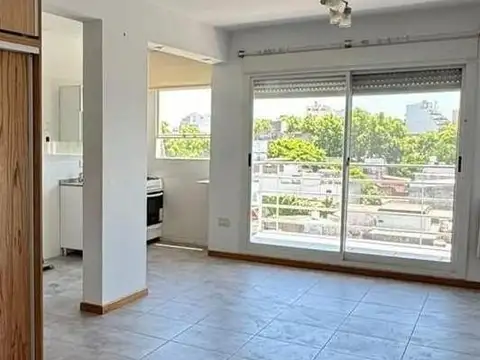 Venta monoambiente a estrenar con balcon al frente