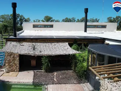 Casa 3 ambientes con 2 baños