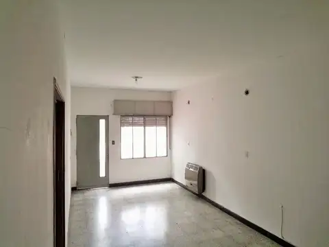 En Privilegiada Ubicación, Muy Cercana al Centro de la Ciudad.