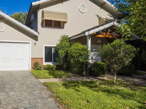 Apto crédito , Casa en venta  La Celina Ingeniero Maschwitz