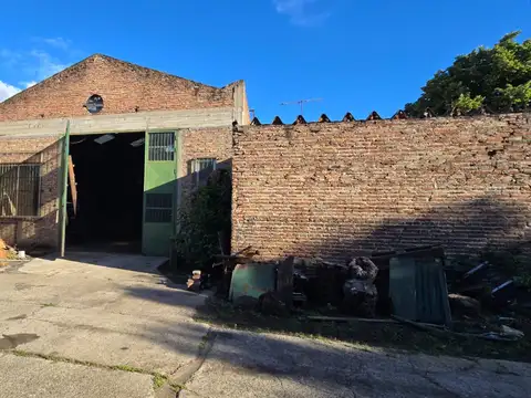 Galpón en alquiler en Luis Guillon