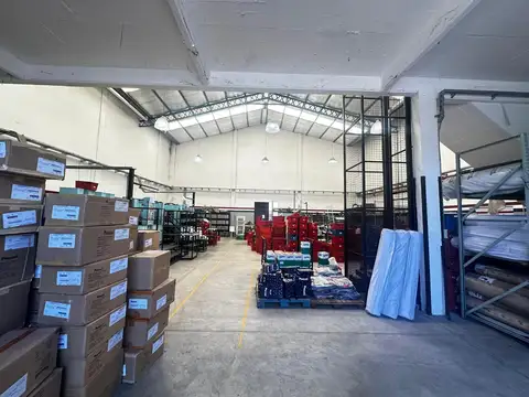 Galpon en Venta en Lanus Oeste, USD 260.000