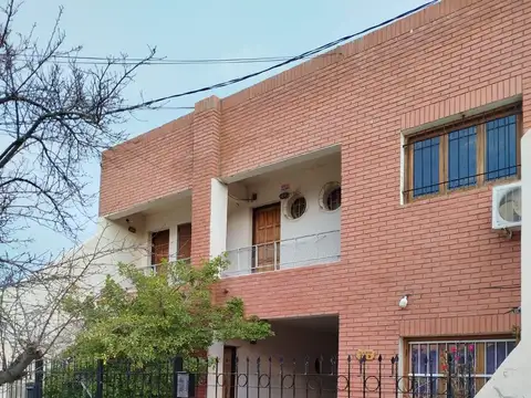 Juan Bautista Alberdi 700