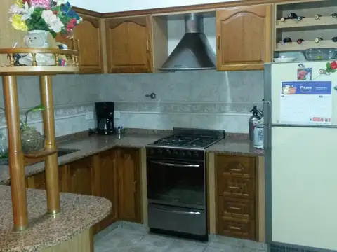 Casa en Venta en Castelar, USD 350.000