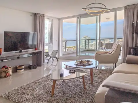 Departamento 3 Dormitorios en Suite - 4 Baños