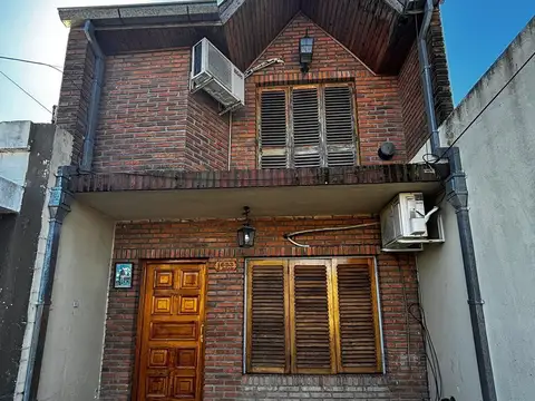 Depto Tipo Casa en Venta de 3 ambientes