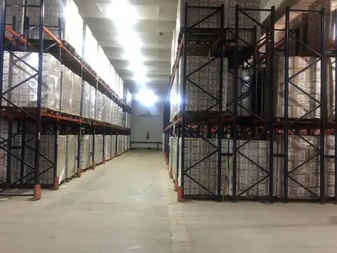 Depósito en venta en Moreno.