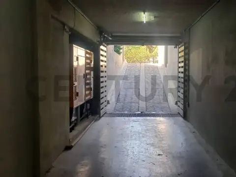 Cochera en Venta de 2,50  mts largo x 5  mts ancho