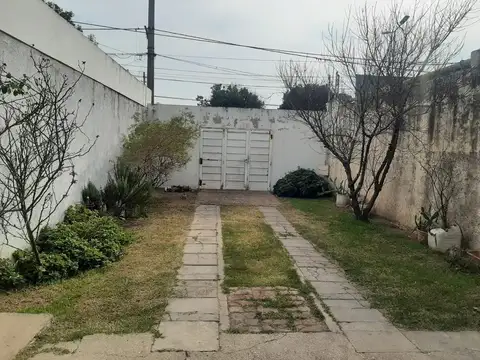 GALPON CON CASA Y DEPARTAMENTO