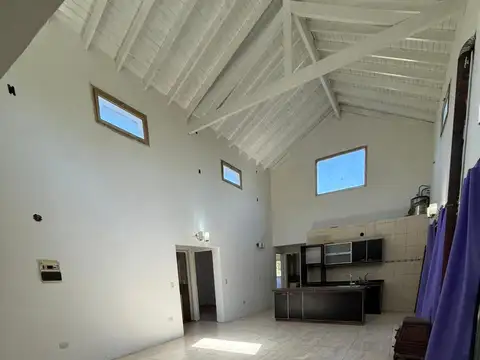 Casa en Alquiler en Barrio Exaltacion, USD 950.000