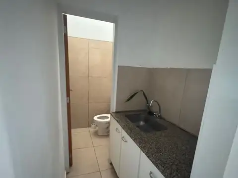 AV. JUAN DOMINGO PERÓN 1800