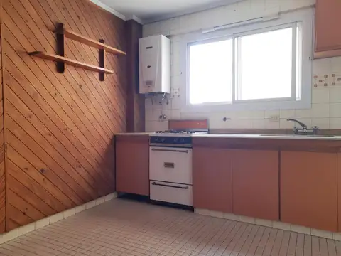 Departamento en Venta en Pompeya, USD 75.000