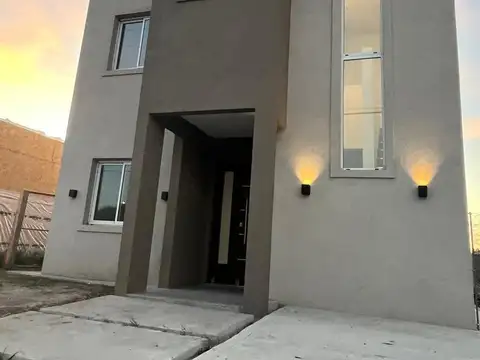 Casa 5 amb 550mts lote a estrenar pileta Cardales