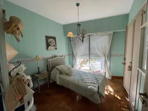 Departamento de 4 ambientes en Quilmes Centro a la venta