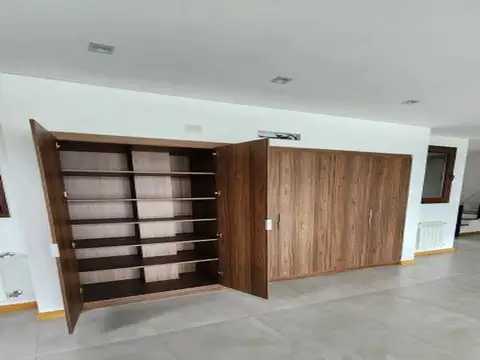 VENTA – CASA 6 AMBIENTES C/PISCINA – BARRIO PRIVADO TERRALAGOS – A ESTRENAR