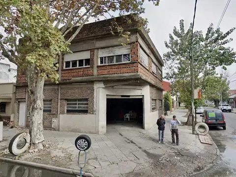 Local   Piso de 4 ambientes con terraza en PA - Venta Directa 