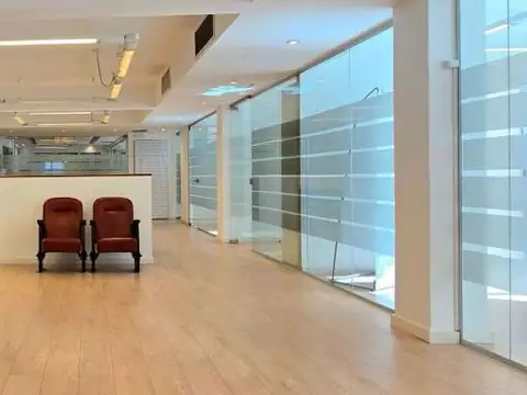 Av. Leandro N. Alem al 500