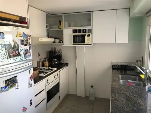 Departamento 4 ambientes con 2 baños