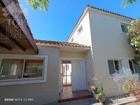 Casa  en Venta en Jardines de Escobar, Escobar, G.B.A. Zona Norte