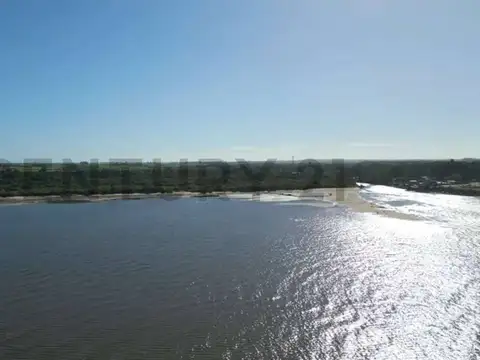 CAMPO CON ACCESO A PLAYA- frente a costa del Río de la Plata