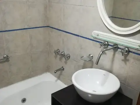 DEPTO. 2 AMBIENTES CERCA ESTACIÓN LOMAS APTO CREDITO