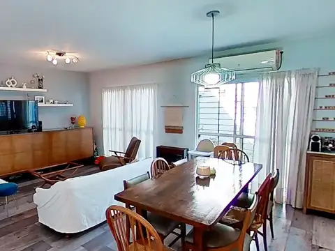 Casa 3 ambientes con 2 baños