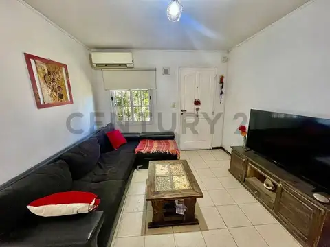 Avenida Bernabé Márquez M 60 C7 2500, Piso 0