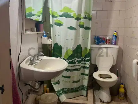 Casa 2 ambientes con 1 baño