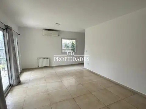 Departamento 4 ambientes con 3 baños