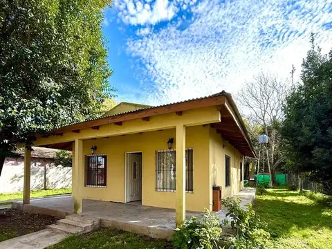 Casa en  Salvador María, Lobos