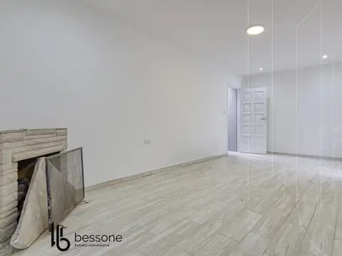 Depto Tipo Casa en Venta al Oeste
