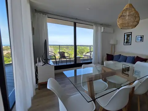 Avda Roosevelt - Parada 22 , Piso 8