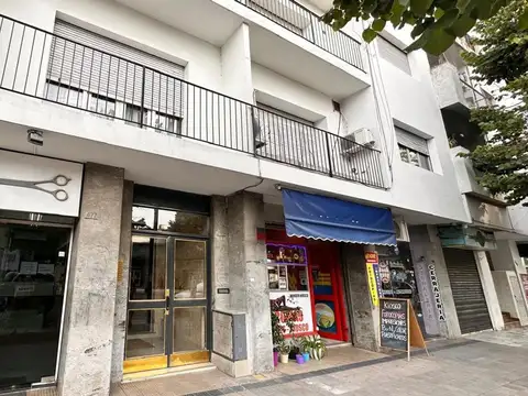 departamento de 3 dormitorios en alquiler av 7 e/41 y 42